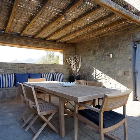 Дом отдыха Traditional Cycladic Stone House Serifos Town