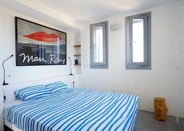 Traditional Cycladic Stone House Дом отдыха *