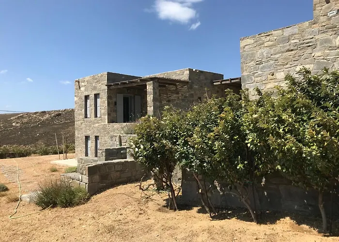 Traditional Cycladic Stone House * Σέριφος